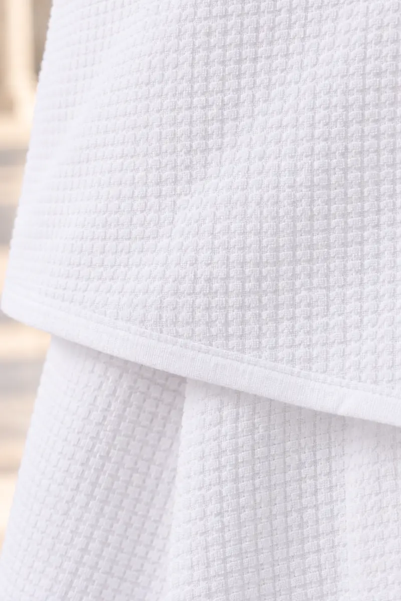 Ihram fabric and garment detail 3